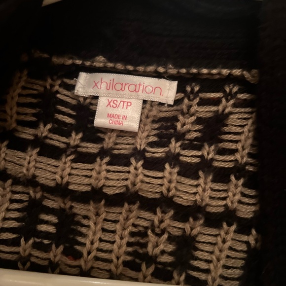 Xhiliration Argyle Sweater - Picture 3 of 4